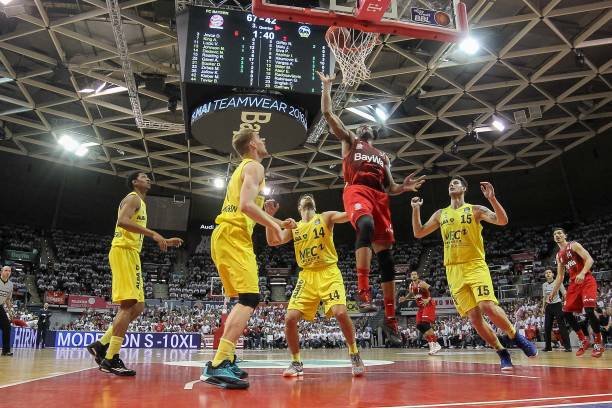 作为现役球 作为现役球